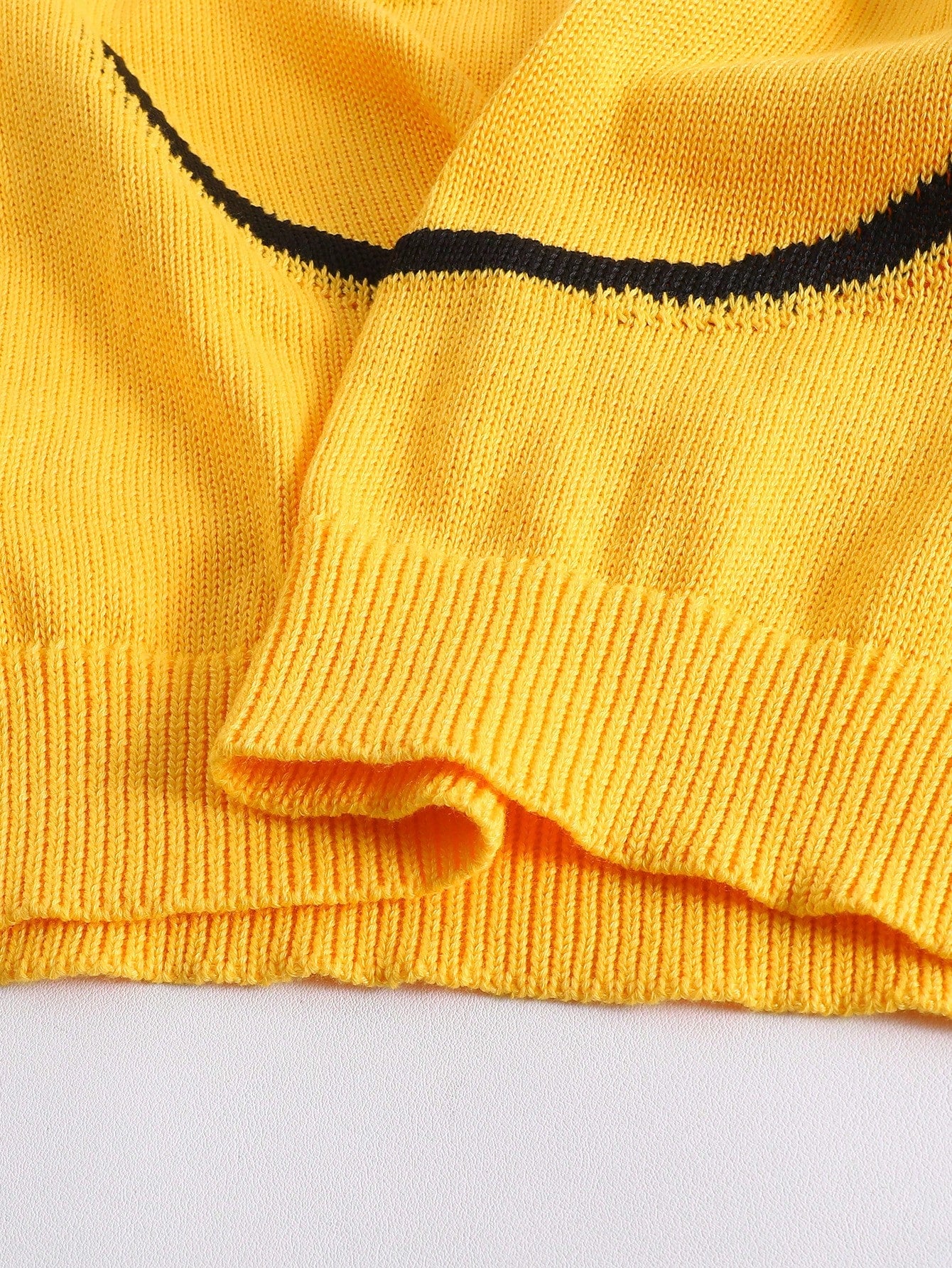 Halloween 1Pc Tween Boys Soft, Comfortable Smiling Face Knitted Crew Neck Long Sleeve Sweatshirt, Suitable for Casual Wear, Everyday, Outings, School, Gatherings, Holidays, Christmas, New Year, Spring, Summer, Autumn, Winter Yellow Kids Sweater Kids Knit Sweater Cute Sweaters for Kids Kids' Back to School Children Place Boy My First Day of School Halloween Boys Kids Boys Teen Boys First Day of School Tween Boys Mommy and Me for Kids Winter Autumn Fall