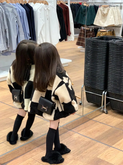 Korean Girls' Winter Clothes Fashion Thick Velvet Checkerboard Pattern Wool Sweater Cow Horn Button Lamb Wool Warm Jacket