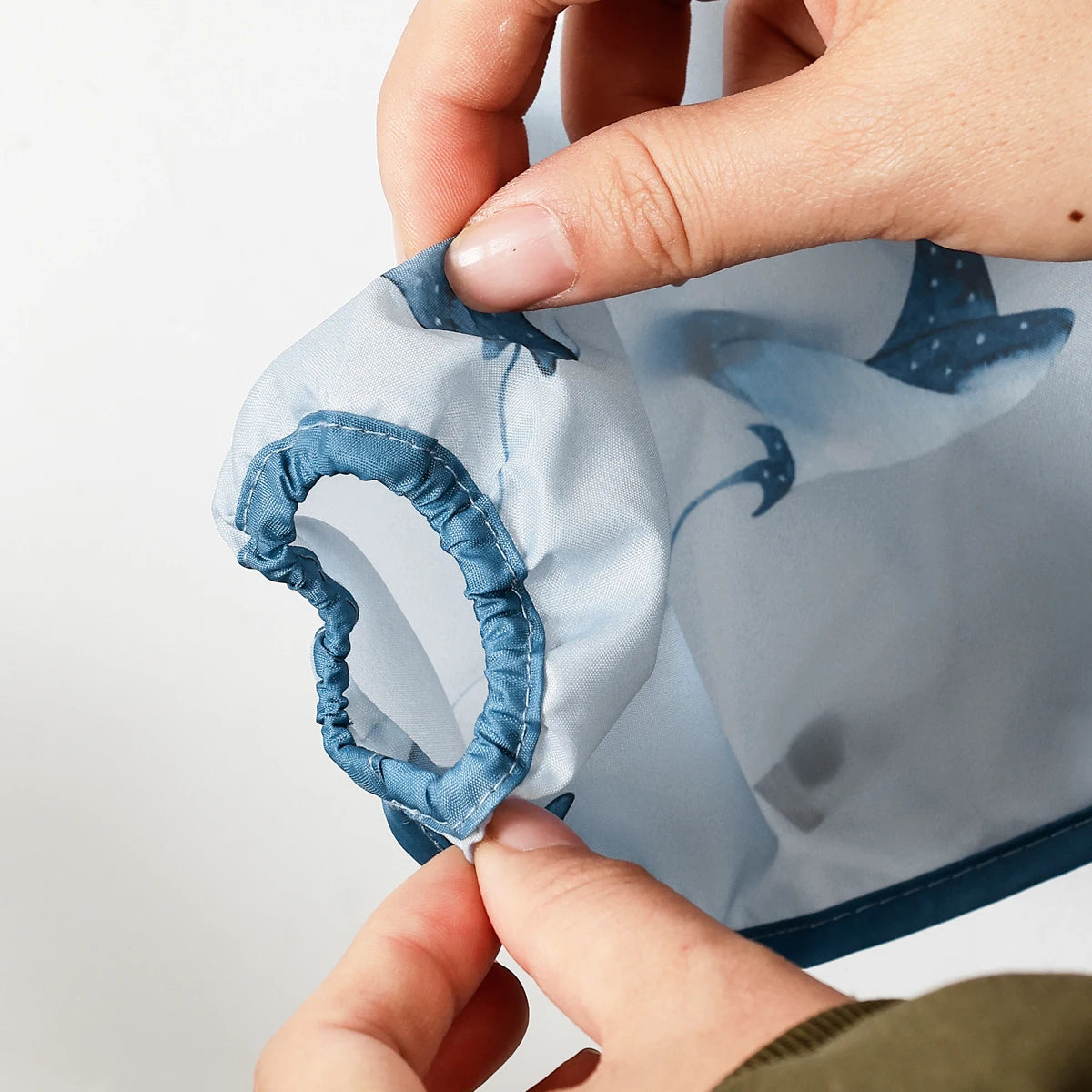 Elinfant 1PC Long Sleeve Bibs, Waterproof Feeding Bibs,Washable Burp Cloth,Coveralls Bibs,Easy to Clean,Wash-Free Eating Bibs