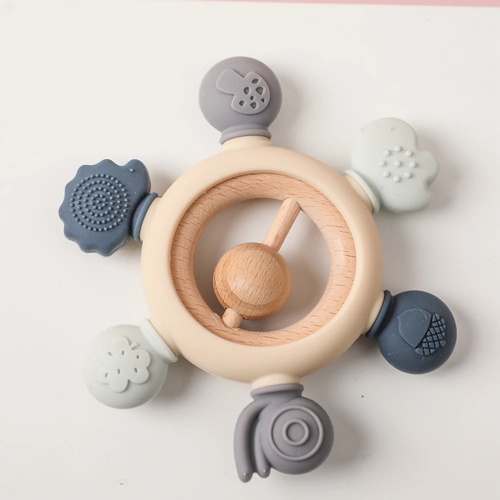 1PC Baby Ratter Toys Wooden Teether Crochet Animals BPA Free Rattle Toy Newborn Amigurumi Teether Baby Rattles Gifts for Newborn