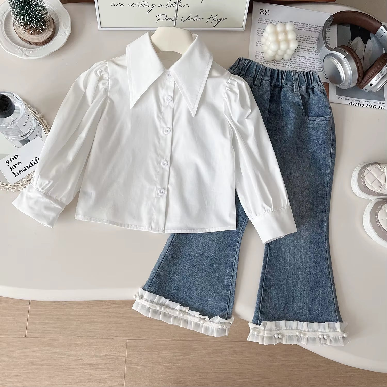 Childrens Clothing Set 2024 New Girls Autumn Clothing Knitted Vest White Shirt Jeans Three Piece Set