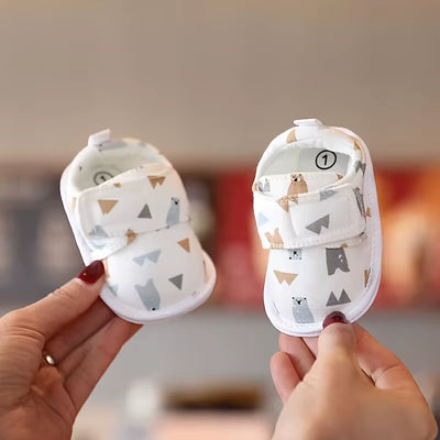Cute Bear Soft Sole Comfortable Sandals for Infants and Toddlers Baotou anti Kick First Step Shoes 0-18 Months