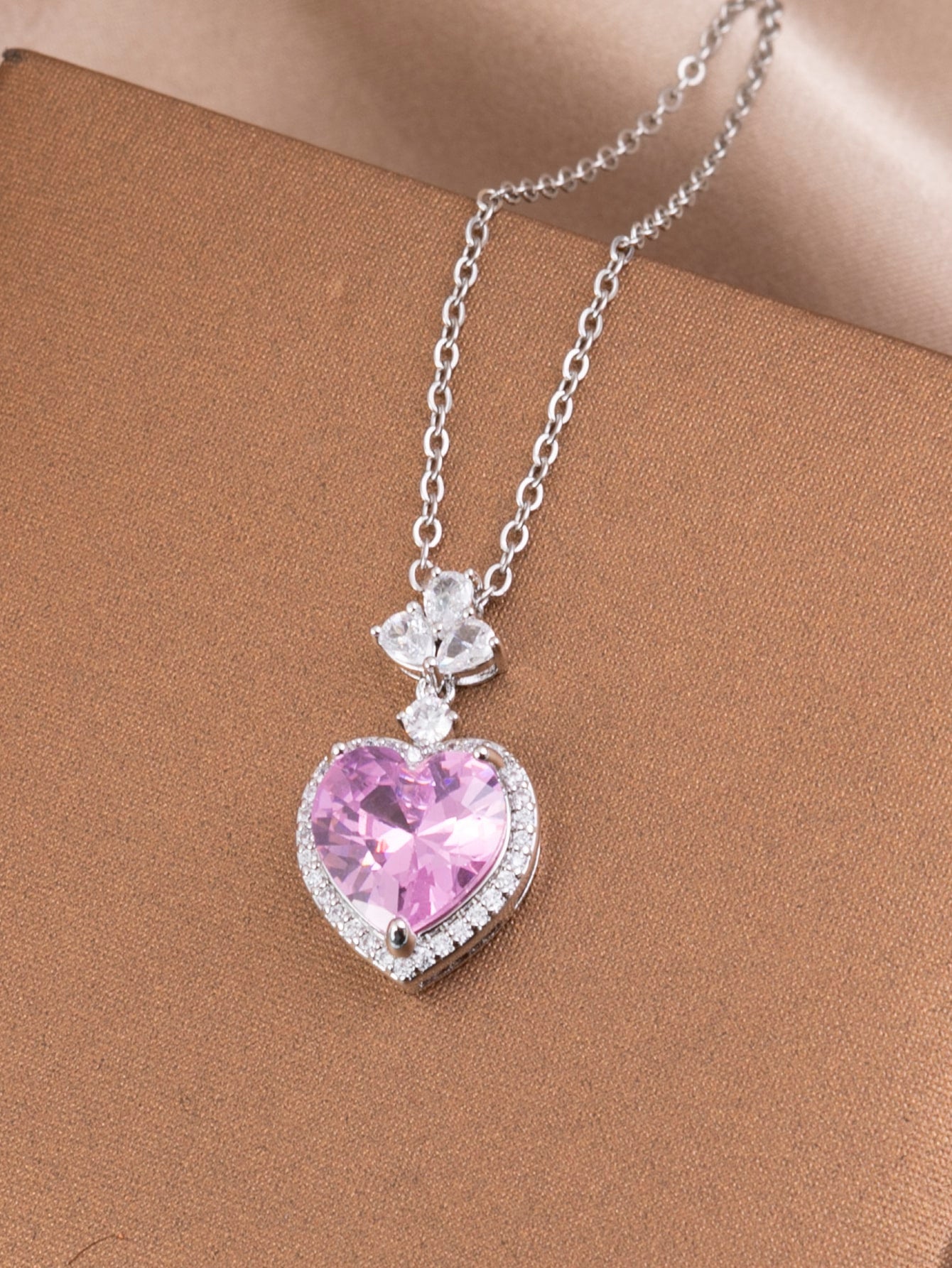 1Pc Luxury Geometric Hearth Necklace for Women Wedding Engagement Party Jewelry