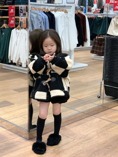 Korean Girls' Winter Clothes Fashion Thick Velvet Checkerboard Pattern Wool Sweater Cow Horn Button Lamb Wool Warm Jacket